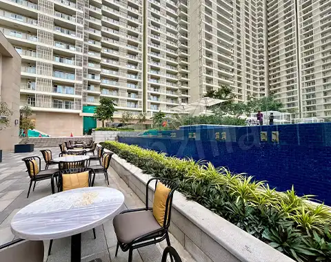 DLF One Midtown Area