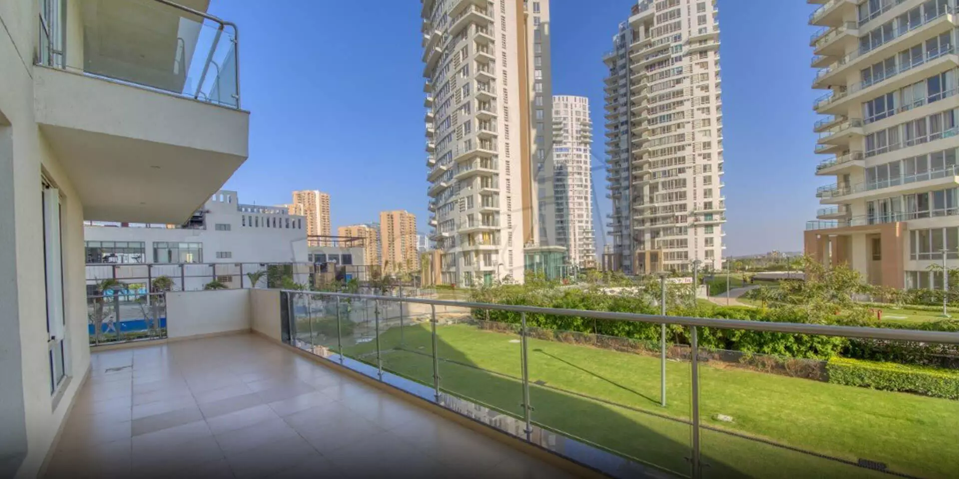 pioneer presidia luxury apartments